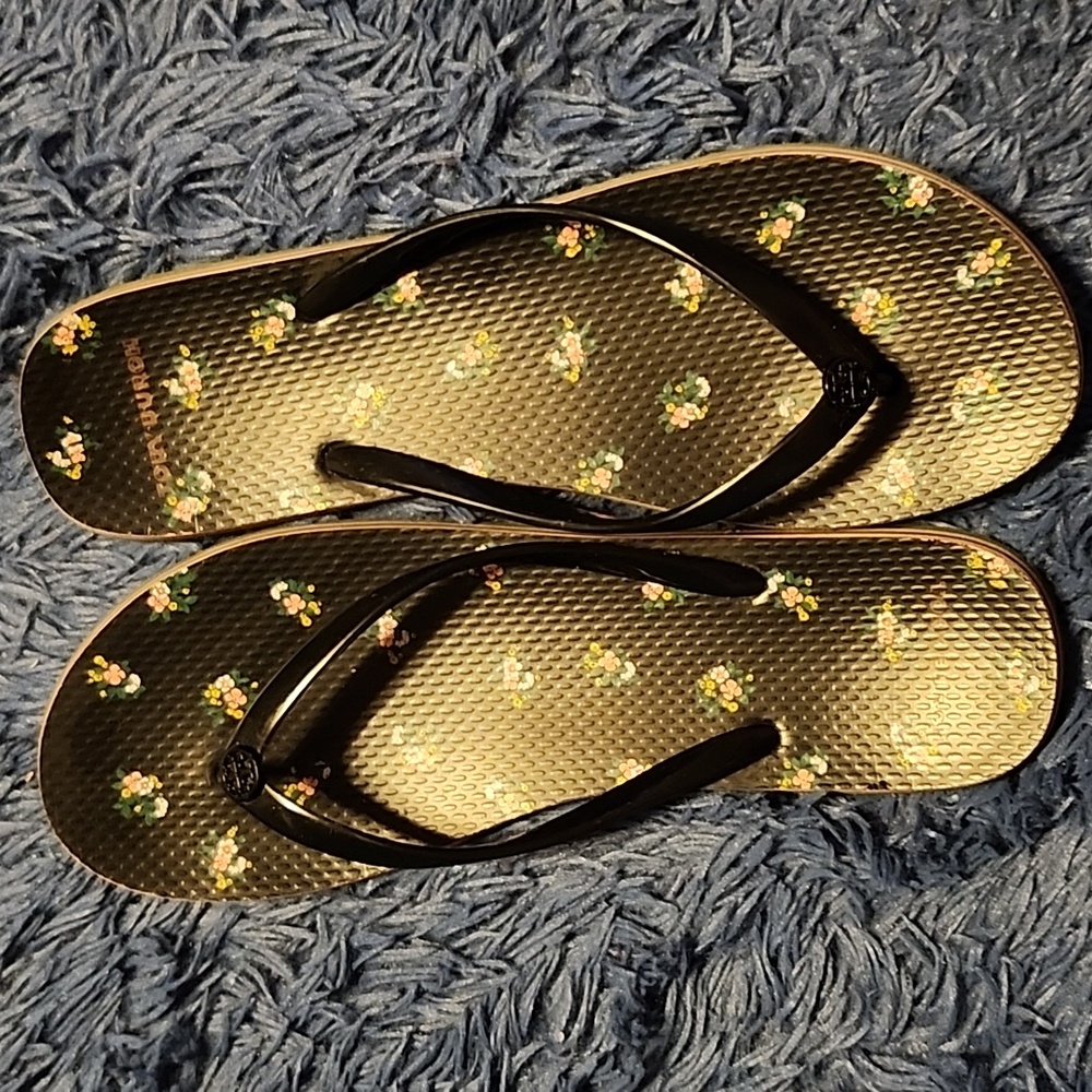 TORY BURCH BLACK FORAL FLIP FLOPS